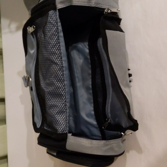 NWT Bella Russo 2 piece duffle bag - Picture 4 of 9